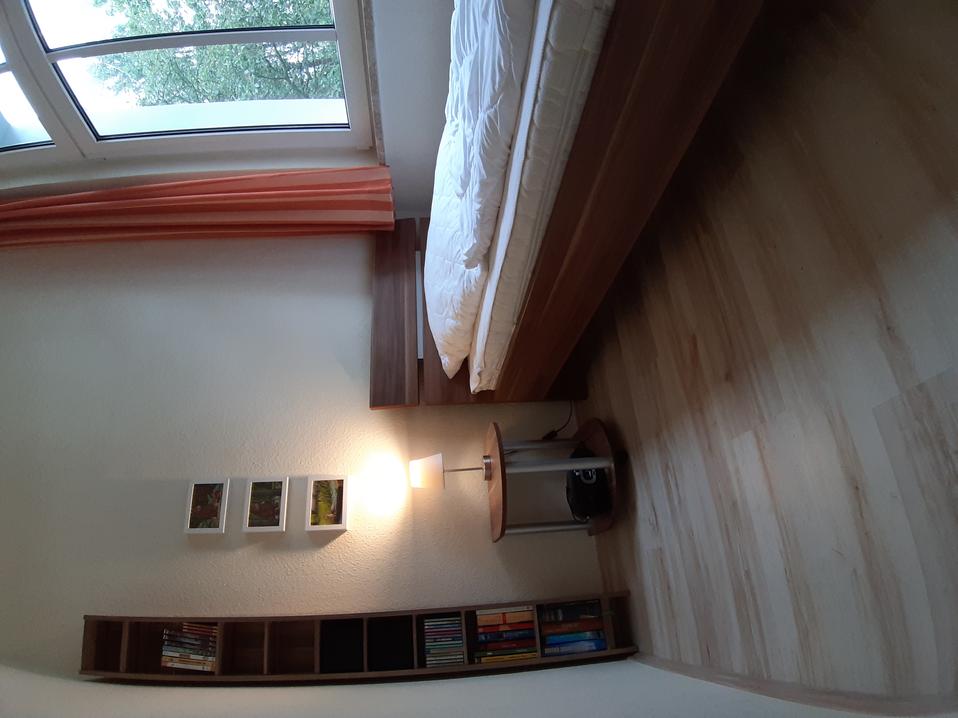 Schlafzimmer 2